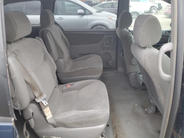 5TDZA23CX4S082893 | 2004 Toyota sienna ce