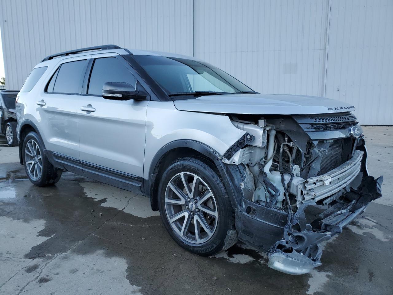 1FM5K8D89FGB40591 2015 Ford Explorer Xlt