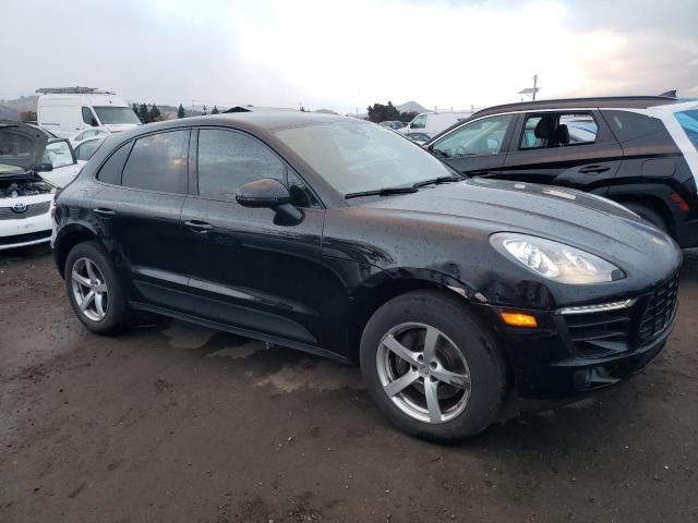 VIN WP1AA2A58JLB13023 2018 Porsche Macan no.4