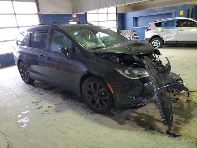 2C4RC1BG9JR321797 | 2018 CHRYSLER PACIFICA T