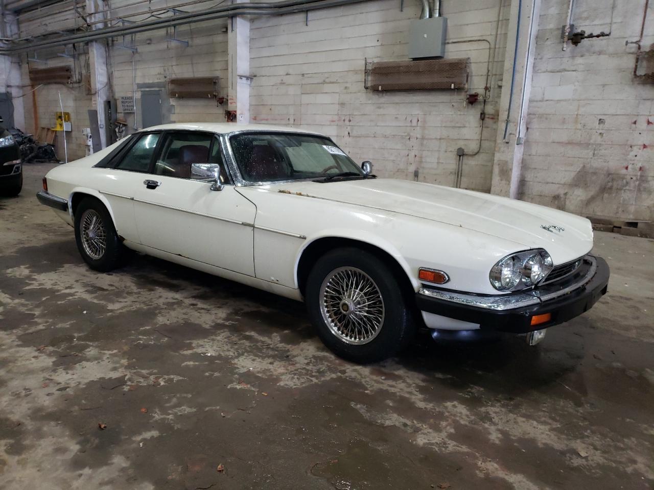sajna5841kc150113 SAJNA5841KC150113 1989 Jaguar Xjs