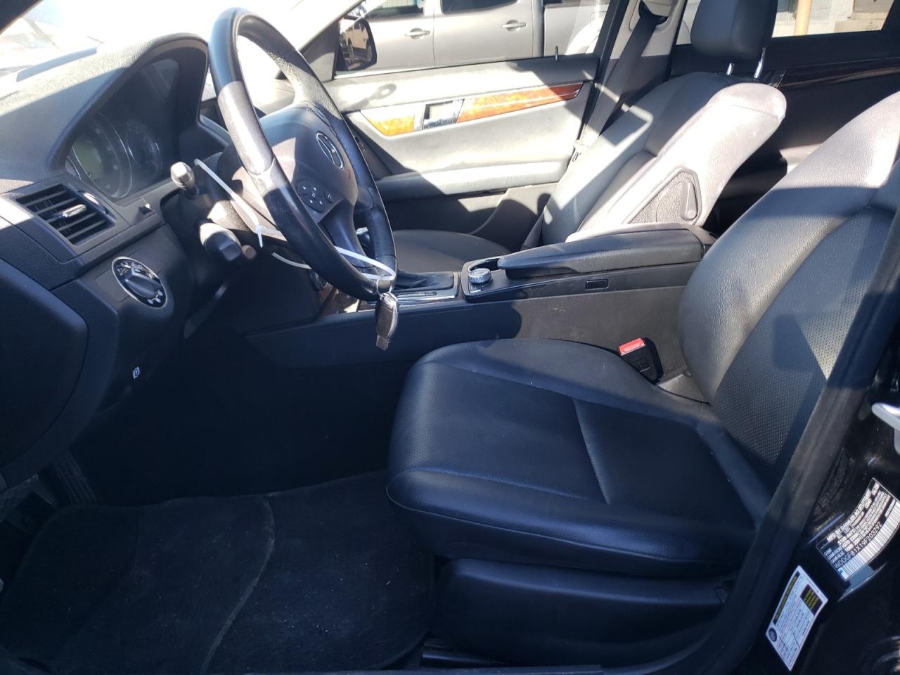 WDDGF81X19F203292 2009 Mercedes-Benz C 300 4Matic
