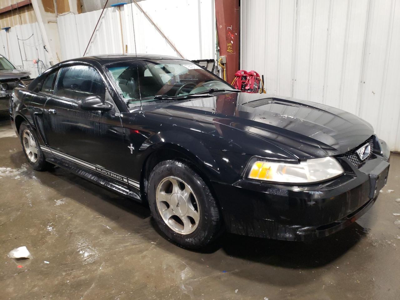 1FAFP4046YF234495 2000 Ford Mustang