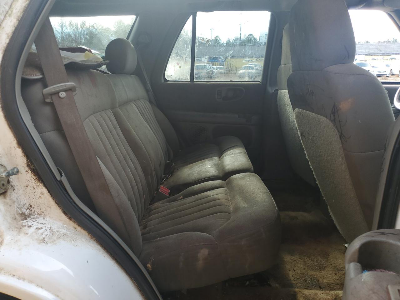 1GNDT13XX4K154014 2004 Chevrolet Blazer