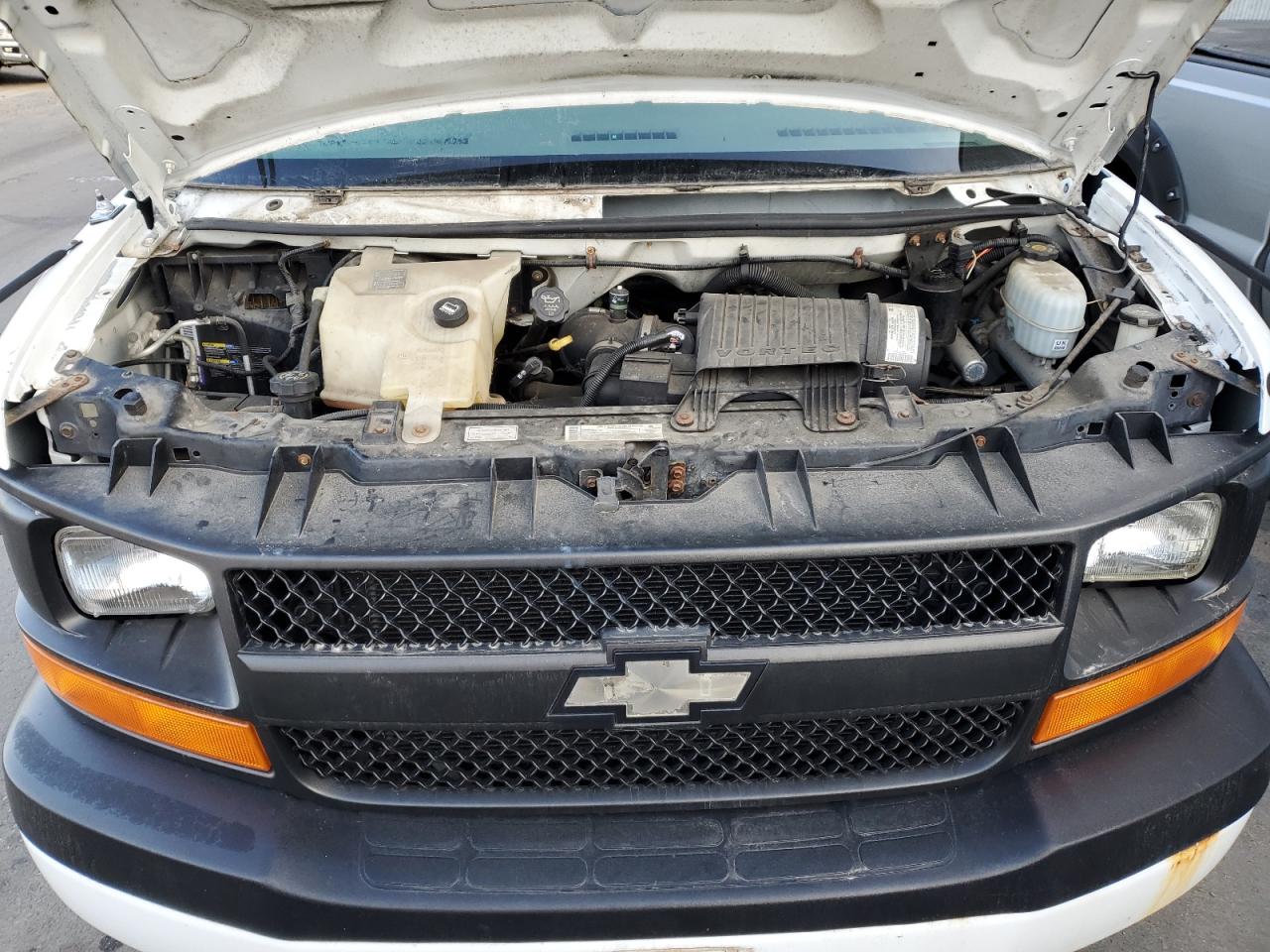 1GBHG31V741153005 2004 Chevrolet Express G3500 1GBHG31V741153005 2004 Chevrolet Express G3500