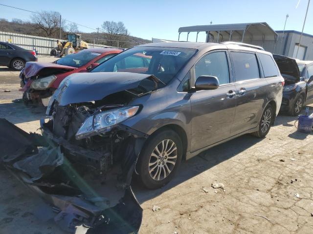 2019 Toyota Sienna XLE