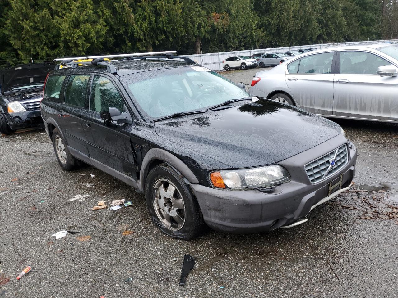 Lot #2979750776 2002 VOLVO V70 XC