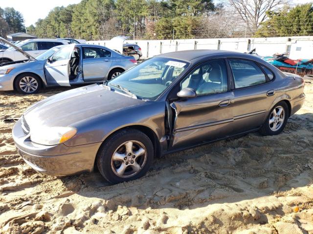 2003 Ford Taurus SE