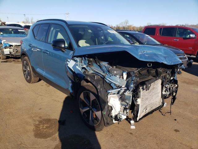 2023 VOLVO XC40 PLUS YV4L12UW6P2942960