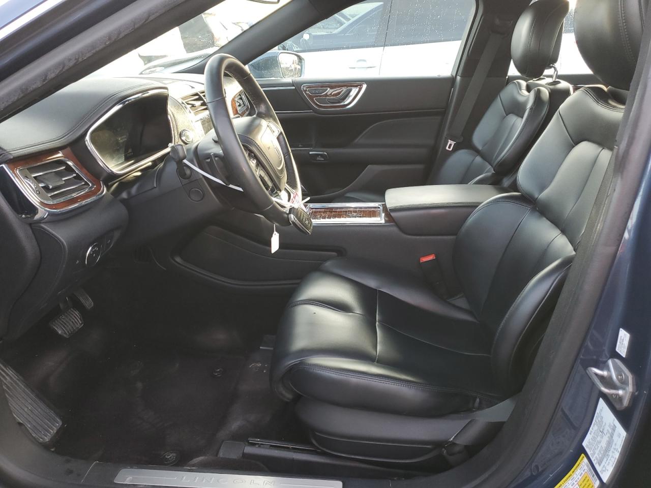 1LN6L9PK2J5603349 2018 Lincoln Continental Premiere