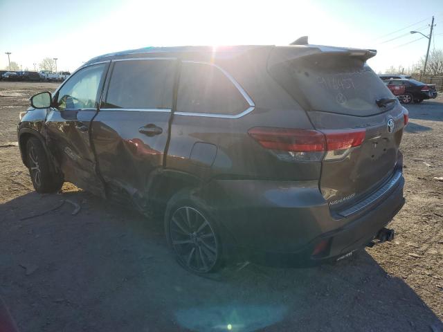 VIN 5TDJZRFHXKS916437 2019 Toyota Highlander, SE no.2