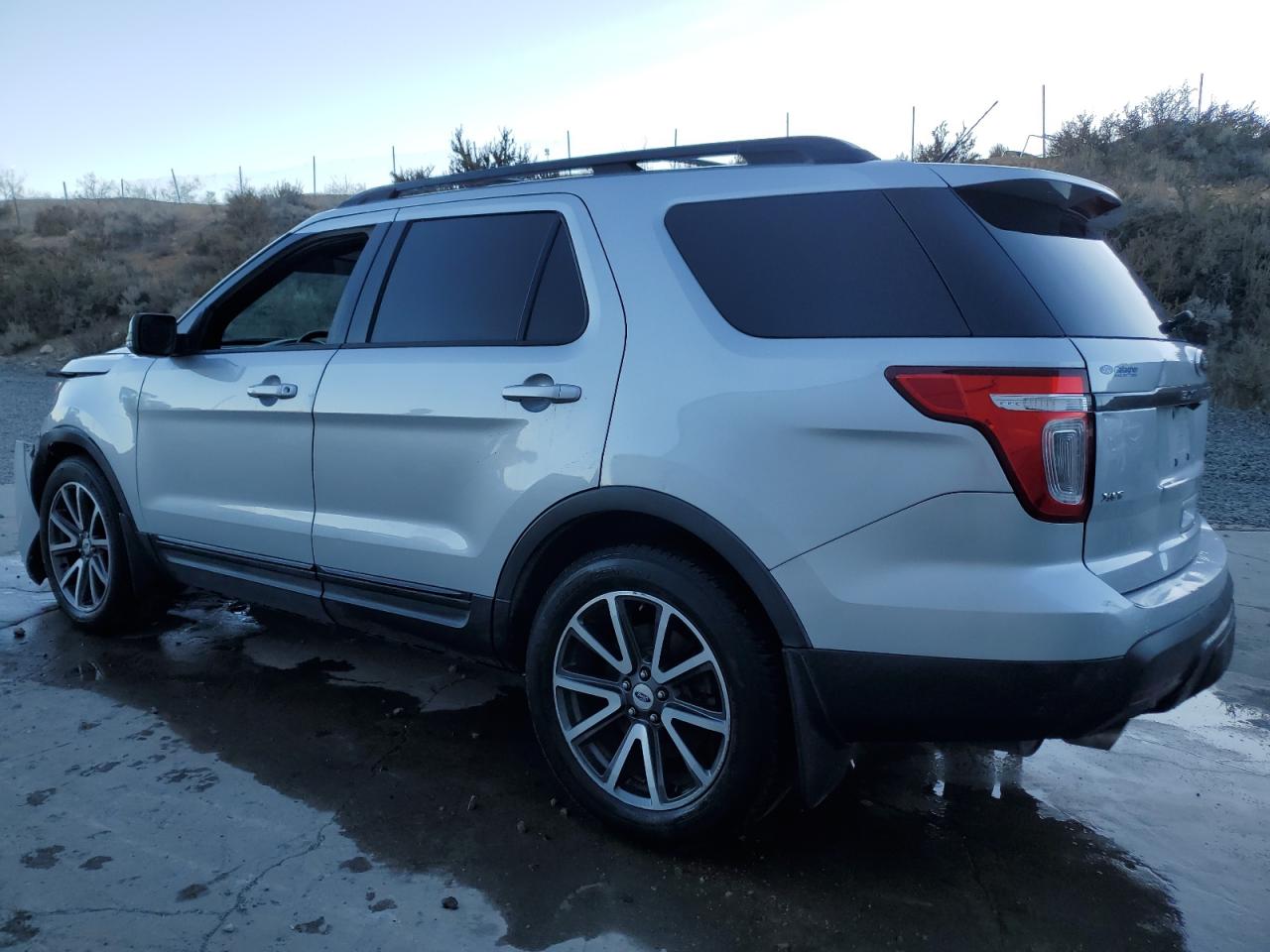 1FM5K8D89FGB40591 2015 Ford Explorer Xlt
