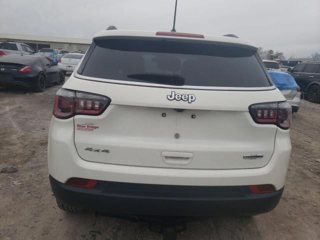 3C4NJDBBXJT238113 | 2018 Jeep compass latitude