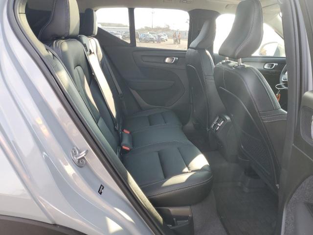 2024 VOLVO XC40 PLUS YV4L12UE9R2214561