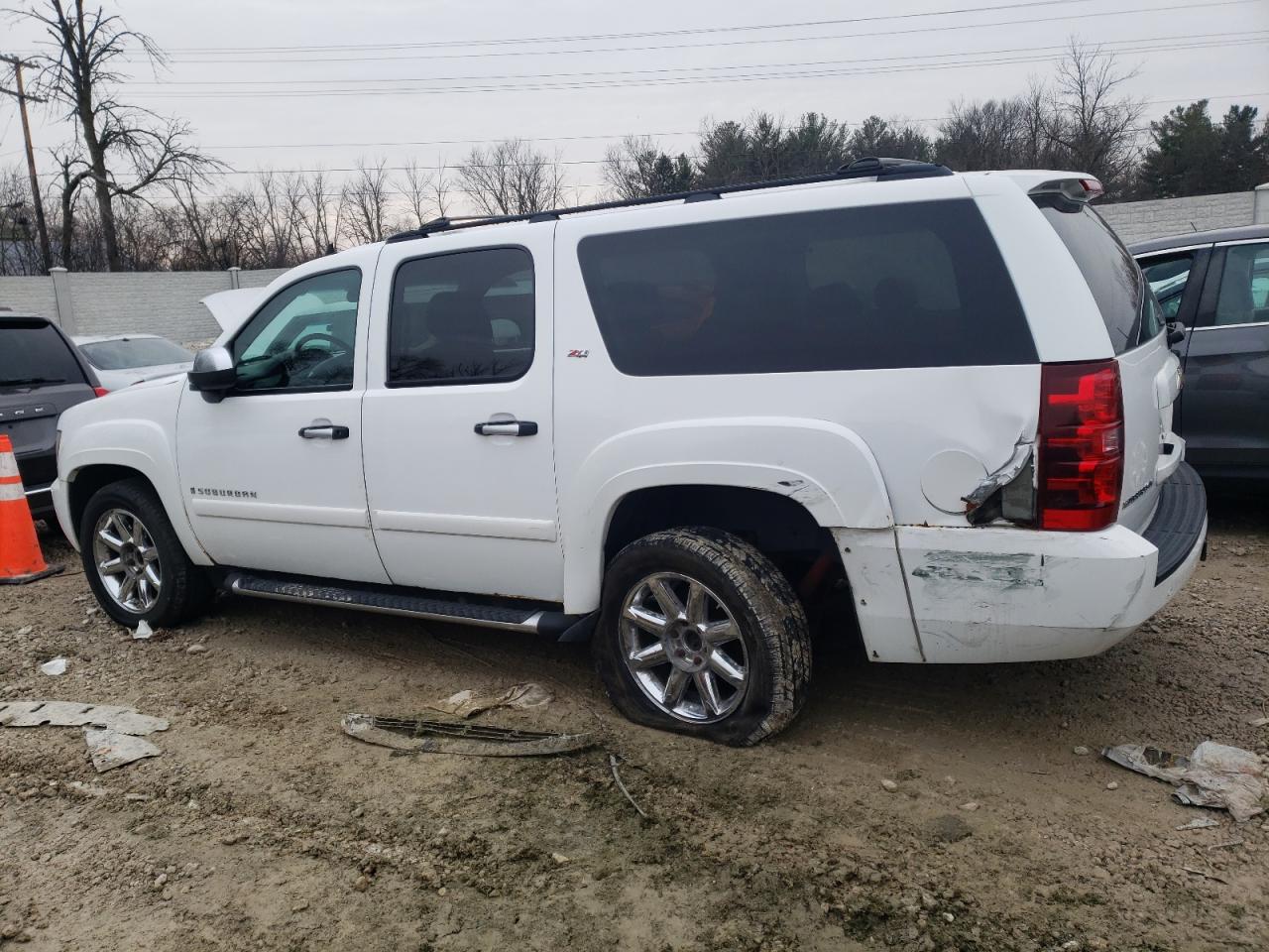 3GNFK16388G194447 2008 Chevrolet Suburban K1500 Ls