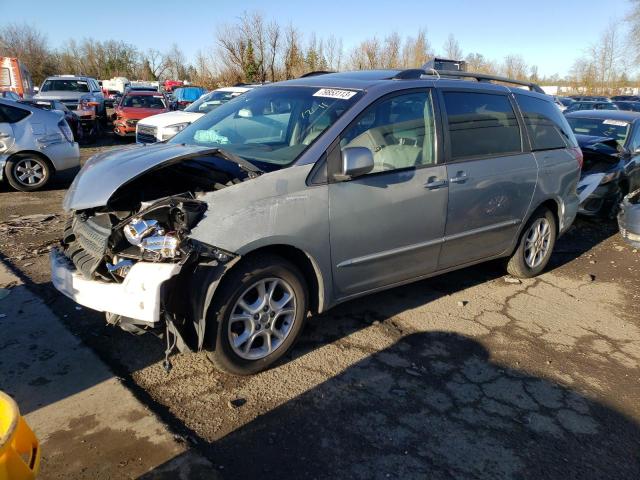 2004 Toyota Sienna XLE