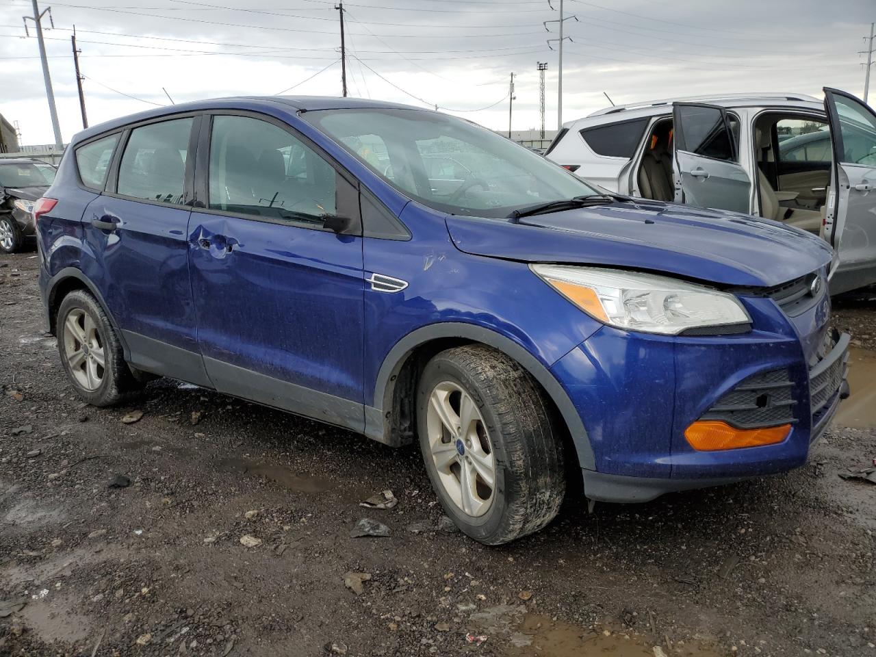 1FMCU0F75FUA75912 2015 Ford Escape S