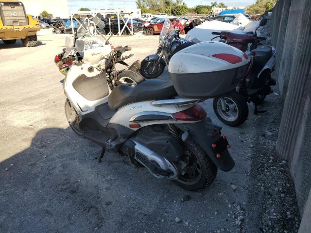 2010 PIAGGIO BV500 ZAPM340W3A5301675