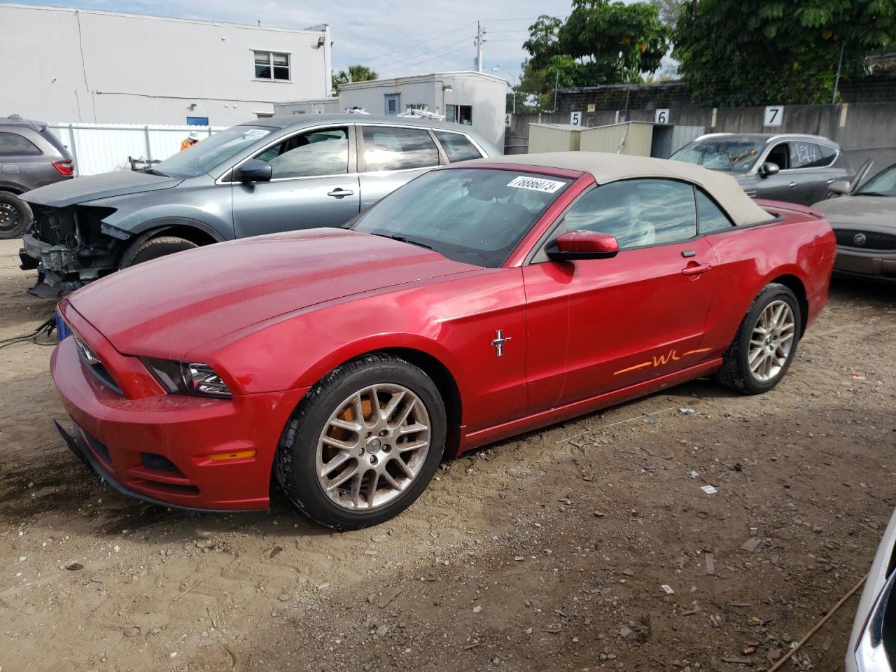 1ZVBP8EM1D5244762 2013 Ford Mustang 1ZVBP8EM1D5244762 2013 Ford Mustang