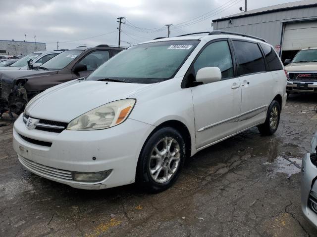 2004 Toyota Sienna XLE