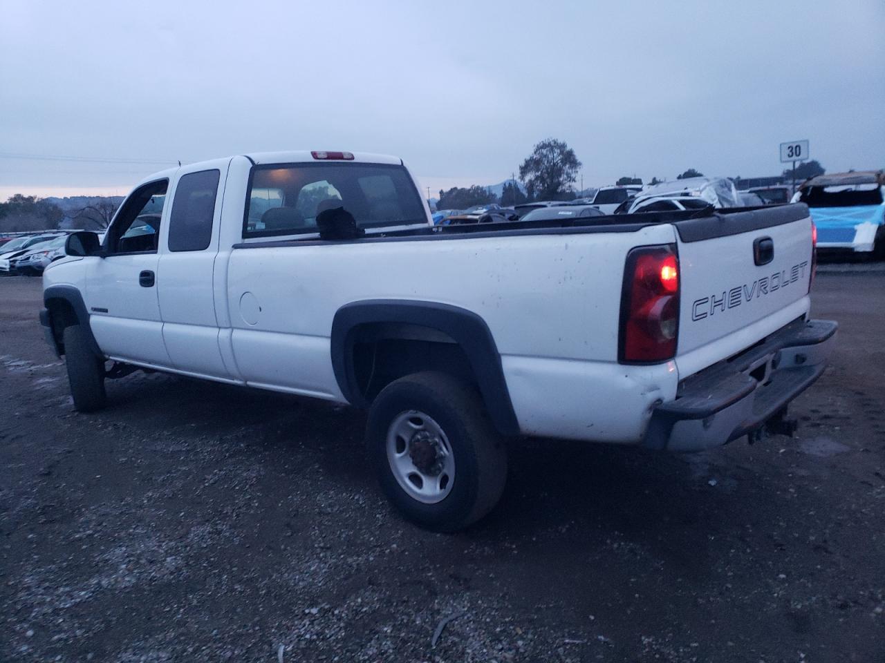 1GCHC29U05E118541 2005 Chevrolet Silverado C2500 Heavy Duty