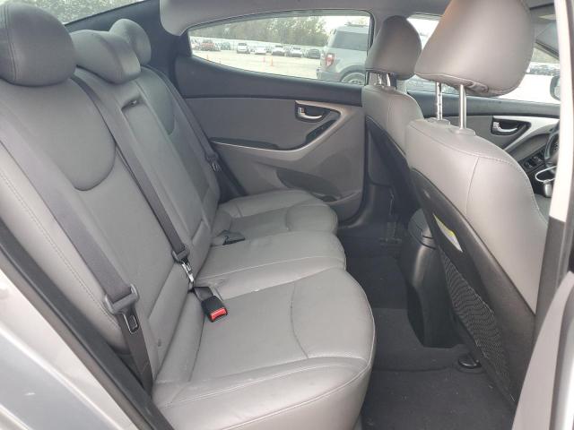 2015 Hyundai Elantra - Image 10