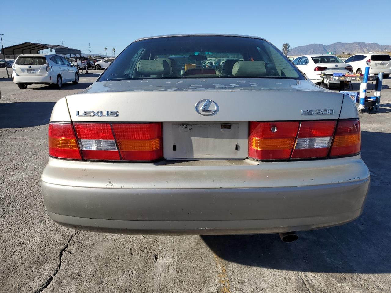 JT8BF28G1X5061289 1999 Lexus Es 300