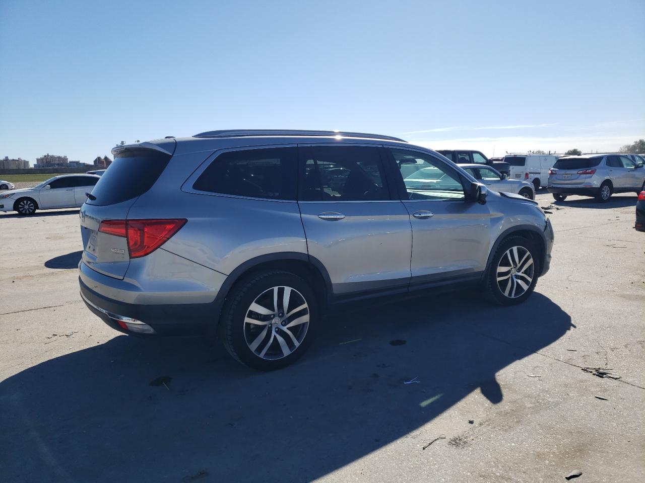 5fnyf5h91hb005836 5FNYF5H91HB005836 2017 Honda Pilot Touring
