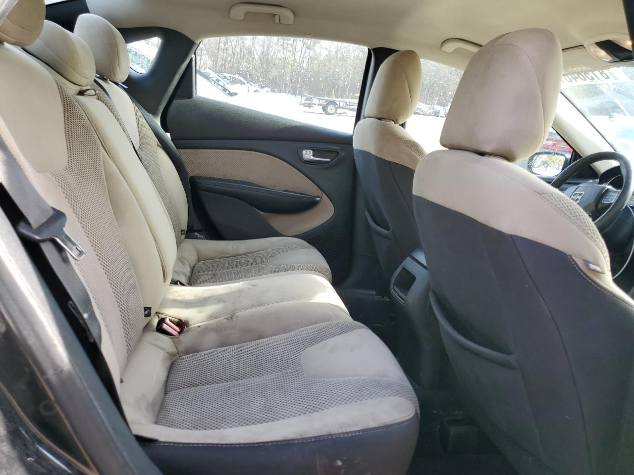 1C3CDFBBXFD281782 2015 Dodge Dart Sxt