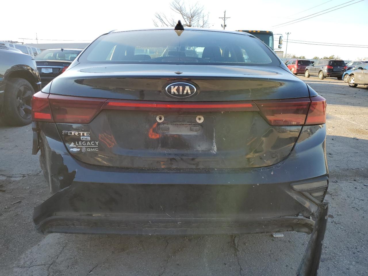 3KPF24AD8KE012789 2019 Kia Forte Fe