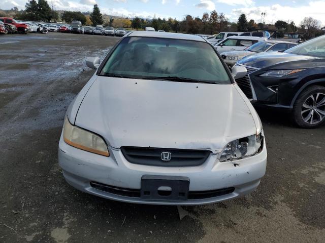 1HGCG224XYA039125 2000 Honda Accord Lx