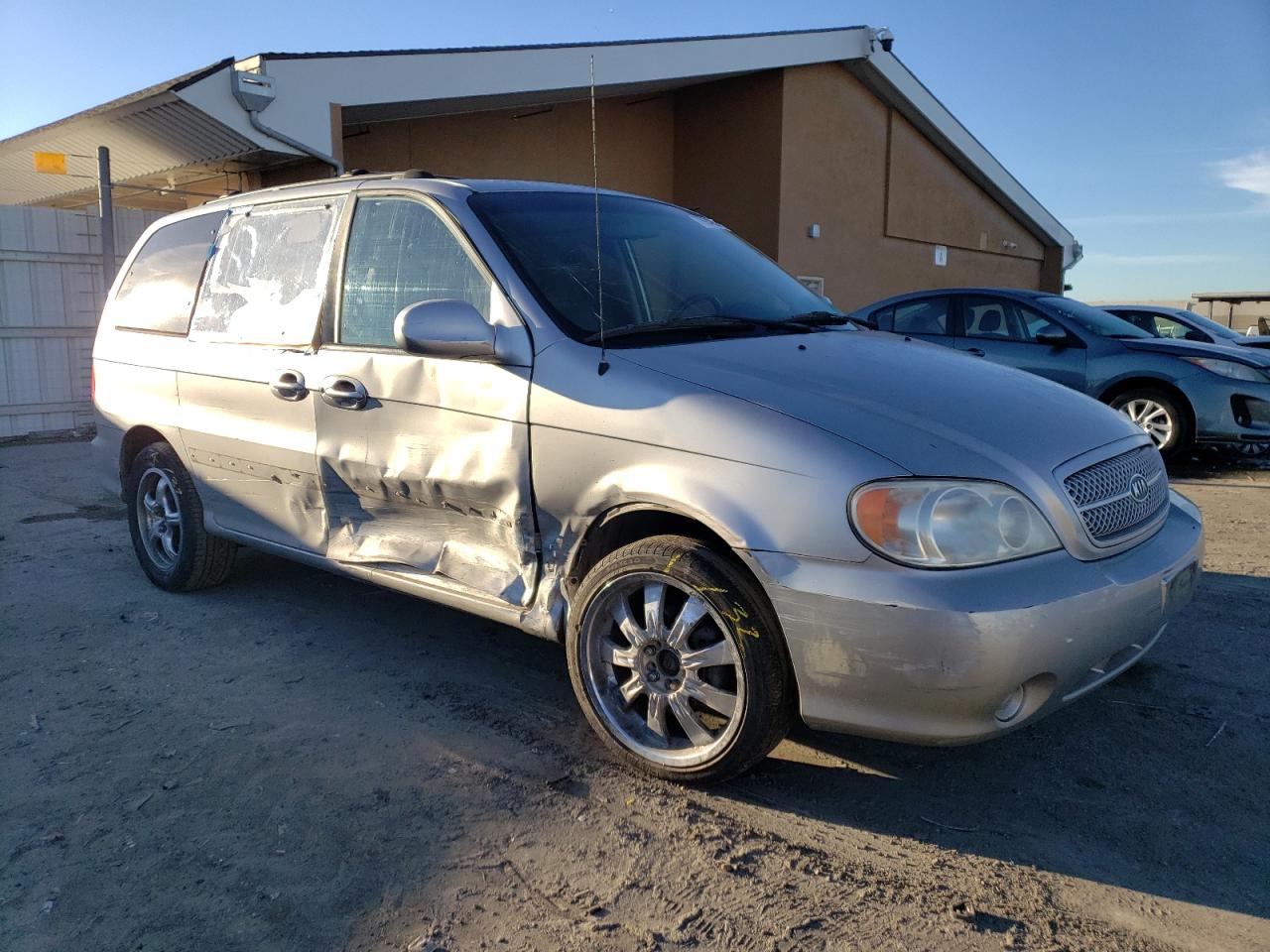 KNDUP131646514560 2004 Kia Sedona Ex