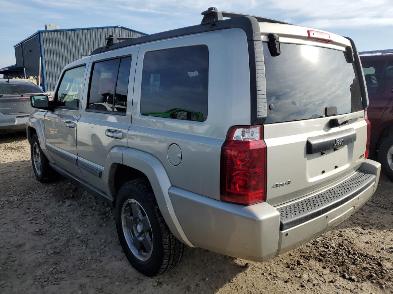 1j8hg48n48c241598 1J8HG48N48C241598 2008 Jeep Commander Sport
