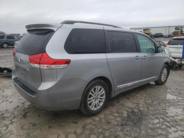 5TDYK3DC7CS201771 | 2012 Toyota sienna xle