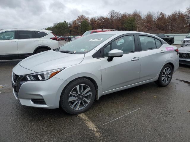 2022 Nissan Versa SV