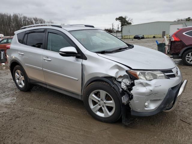 2T3RFREVXEW146584 | 2014 TOYOTA RAV4 XLE