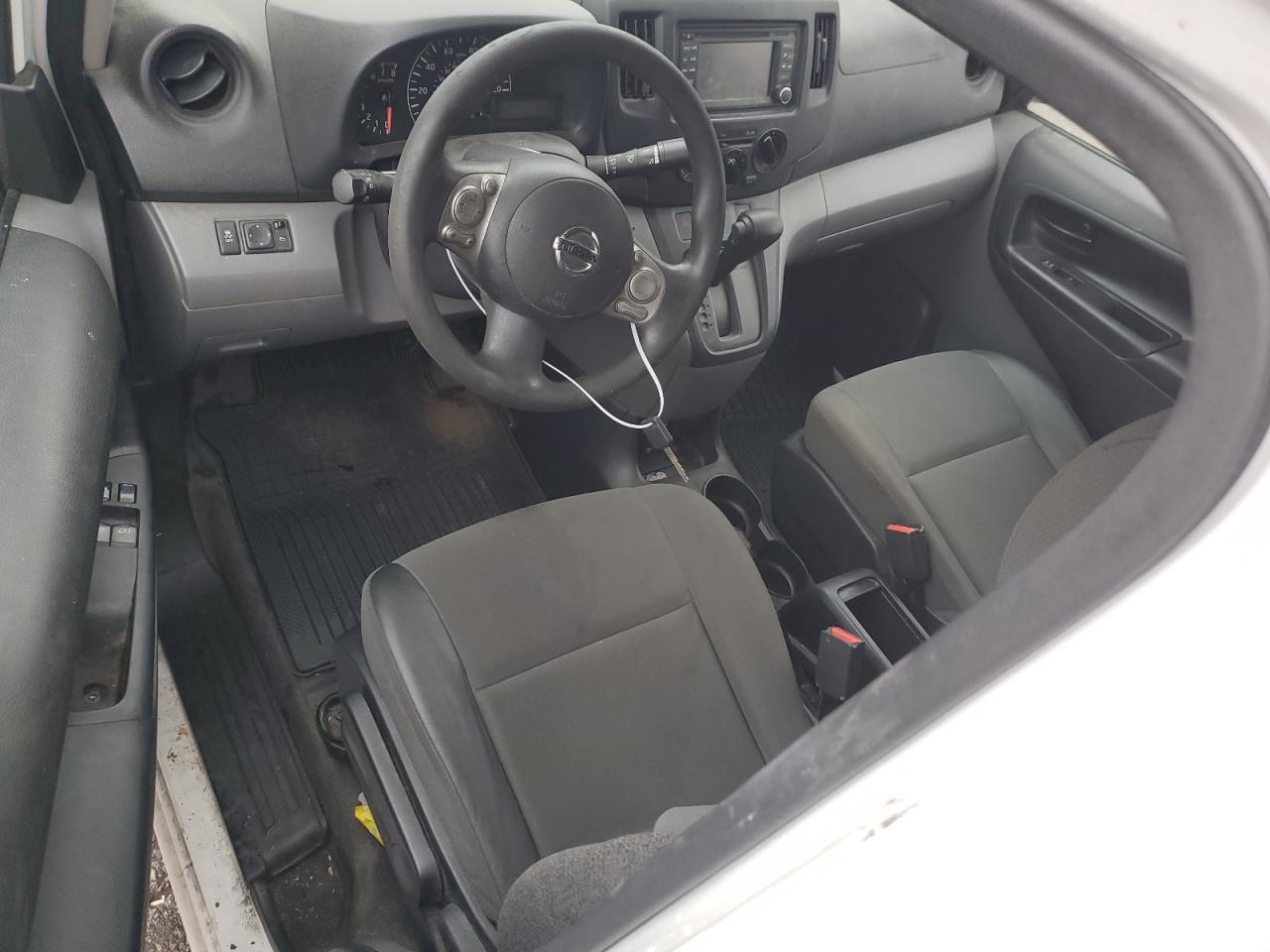 3N6CM0KNXHK690691 2017 Nissan Nv200 2.5S