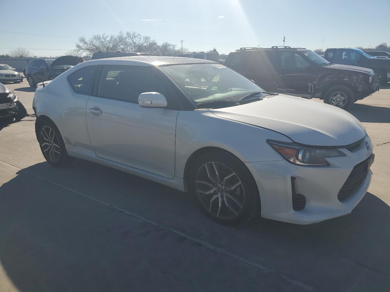 JTKJF5C76GJ018864 2016 Toyota Scion Tc