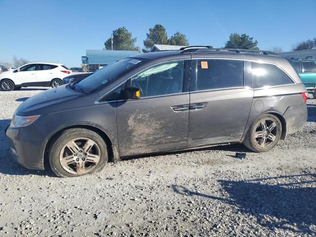 Lot #2445553897 2013 HONDA ODYSSEY TO salvage car