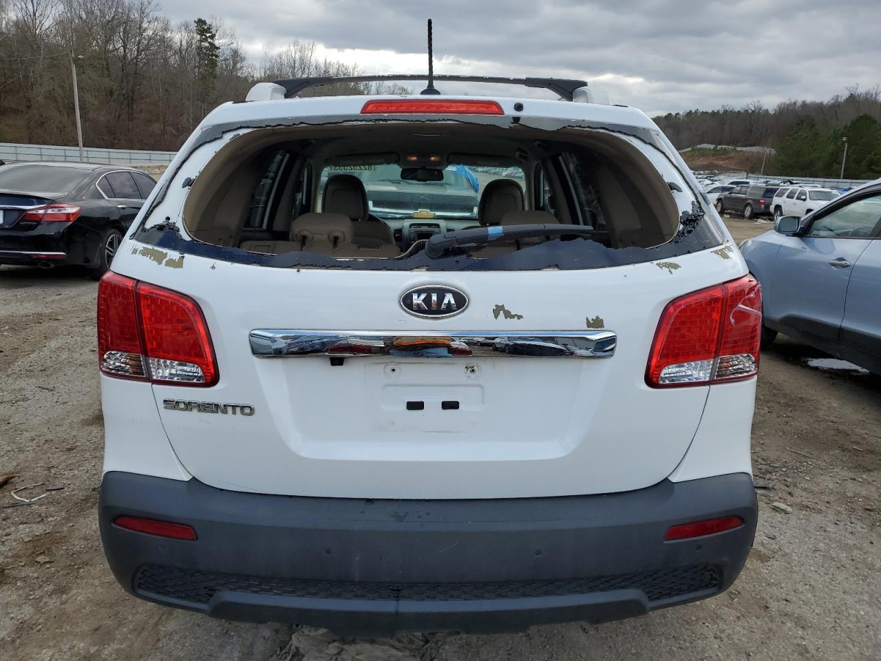 5XYKT3A64DG422566 2013 Kia Sorento Lx