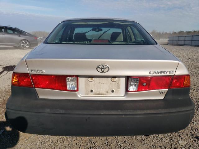 4T1BF22K6YU957055 | 2000 Toyota camry le