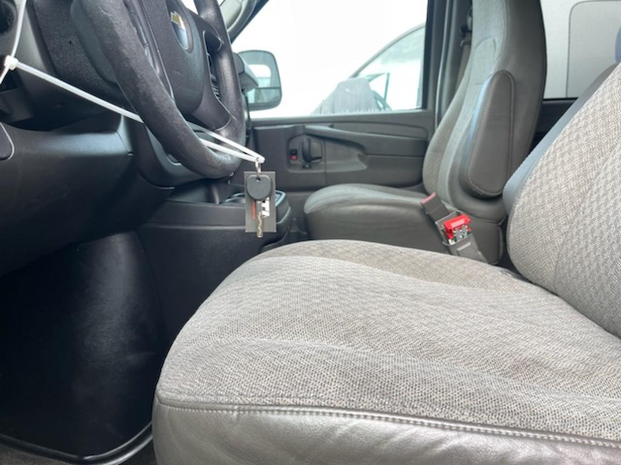 1GAZG1FG7F1216212 2015 Chevrolet Express G3500 Lt