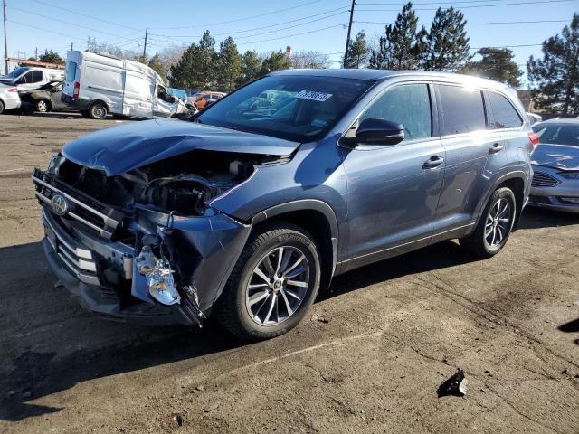 2017 Toyota Highlander SE