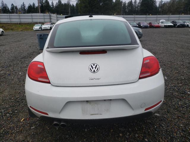 2016 VOLKSWAGEN BEETLE SE - 3VWJ17AT4GM601600