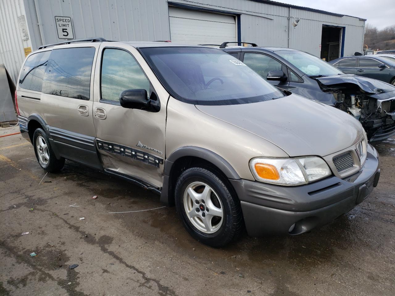 1GMDX03E0YD245837 2000 Pontiac Montana