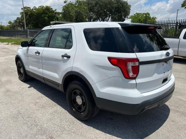 1FM5K8AR1HGD06781 | 2017 Ford explorer police interceptor