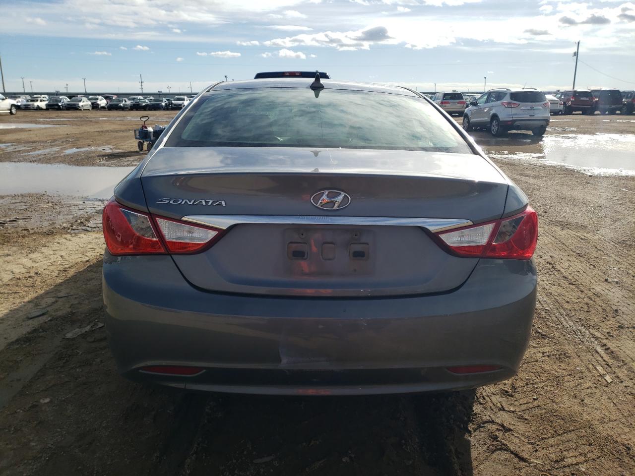 5NPEB4AC5BH235791 2011 Hyundai Sonata Gls