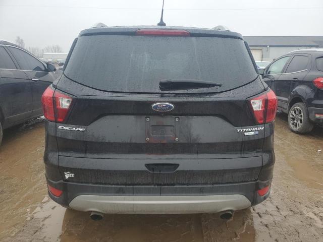 1FMCU9J95KUB56285 | 2019 Ford escape titanium