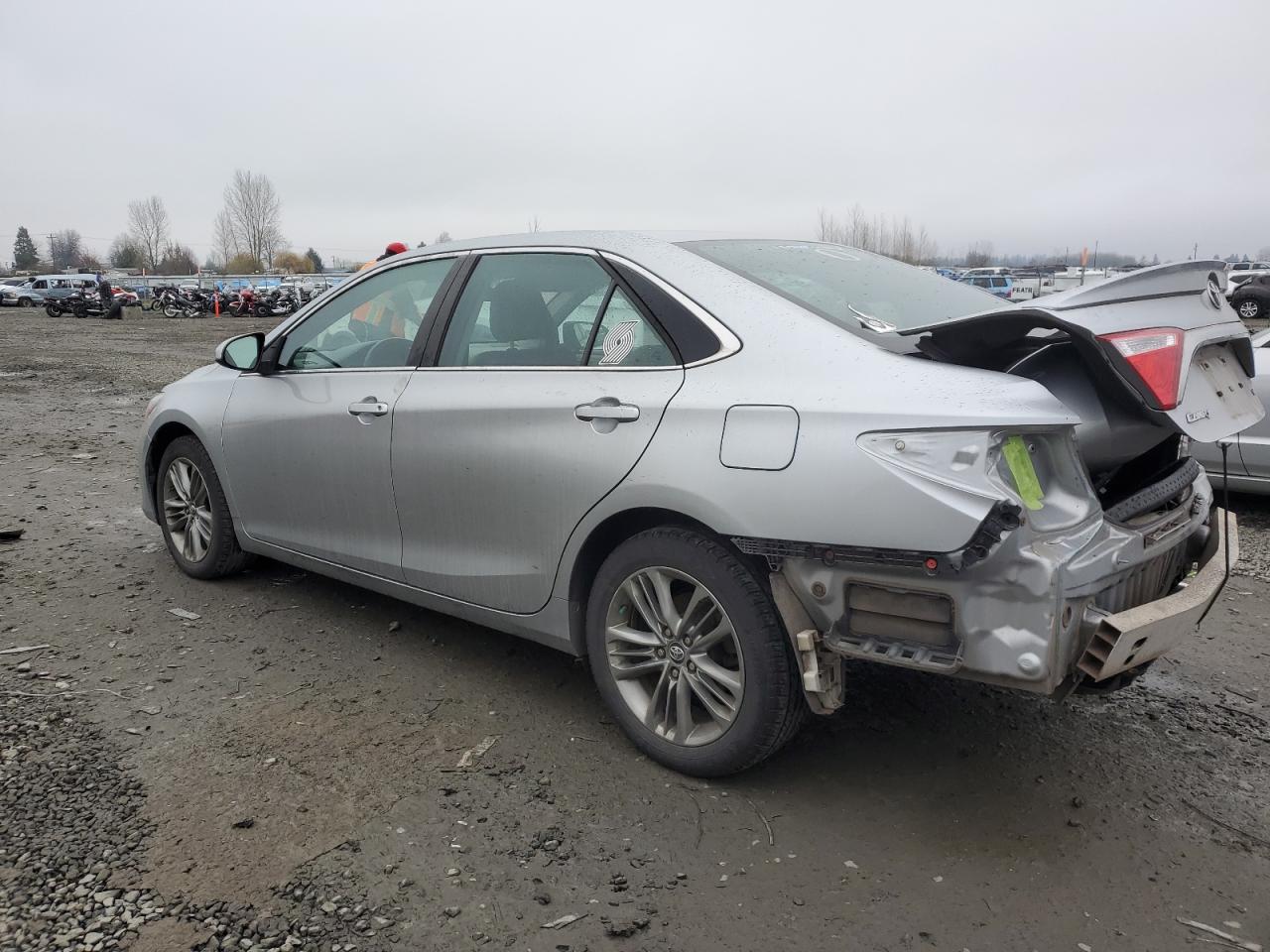 Lot #2420950381 2017 TOYOTA CAMRY LE