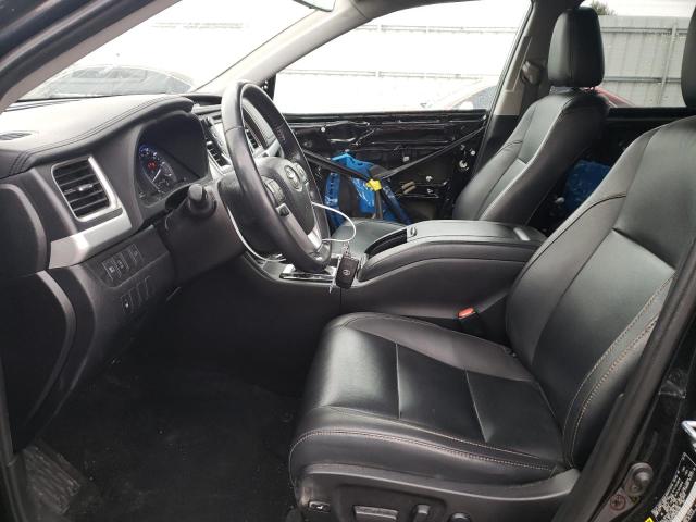 VIN 5TDJZRFH2KS981590 2019 Toyota Highlander, SE no.7